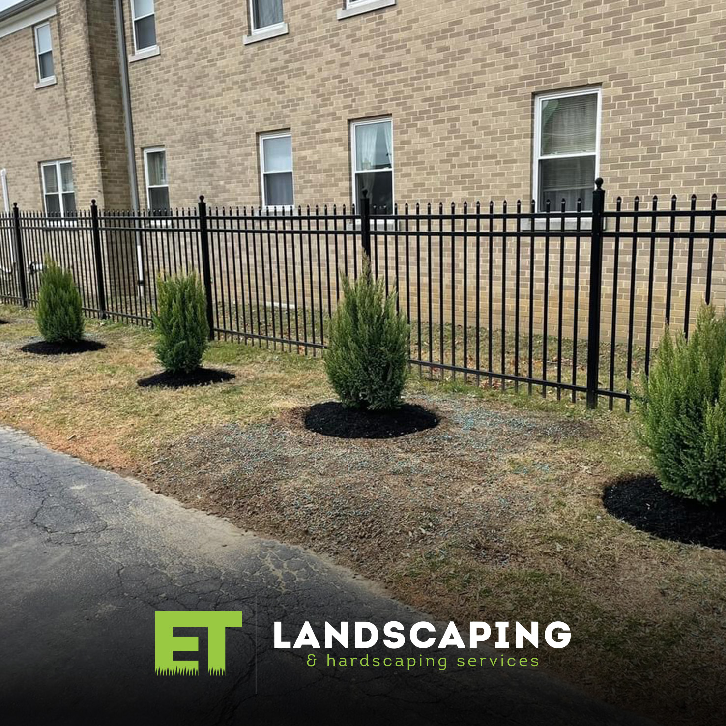 ET Landscaping Project: Black Aluminum Fencing in Delaware County, PA