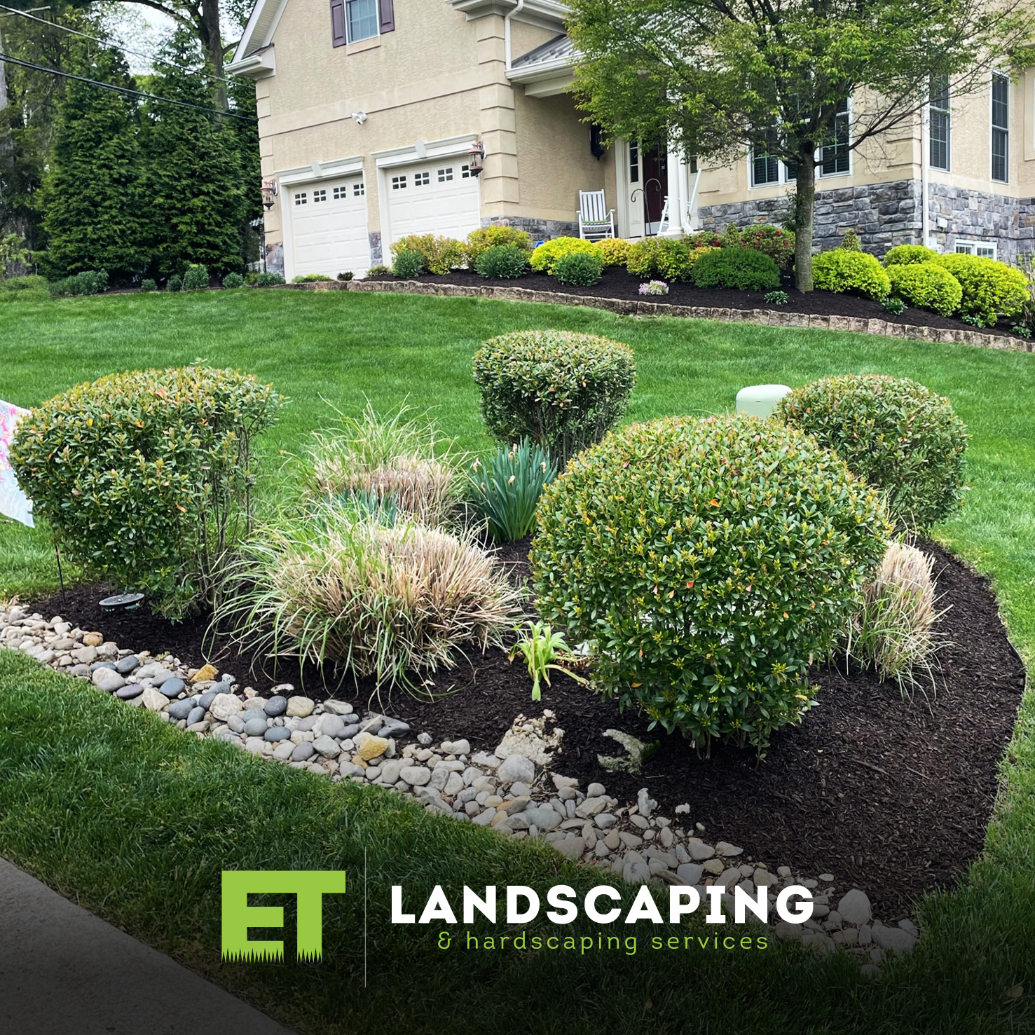 ET Landscaping Project: Trimmed Boxwood Hedges in Delaware County, PA