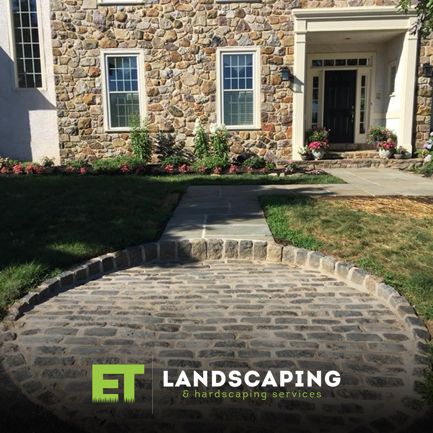 ET Landscaping Project: Circular Cobblestone Entrance in Delaware County, PA