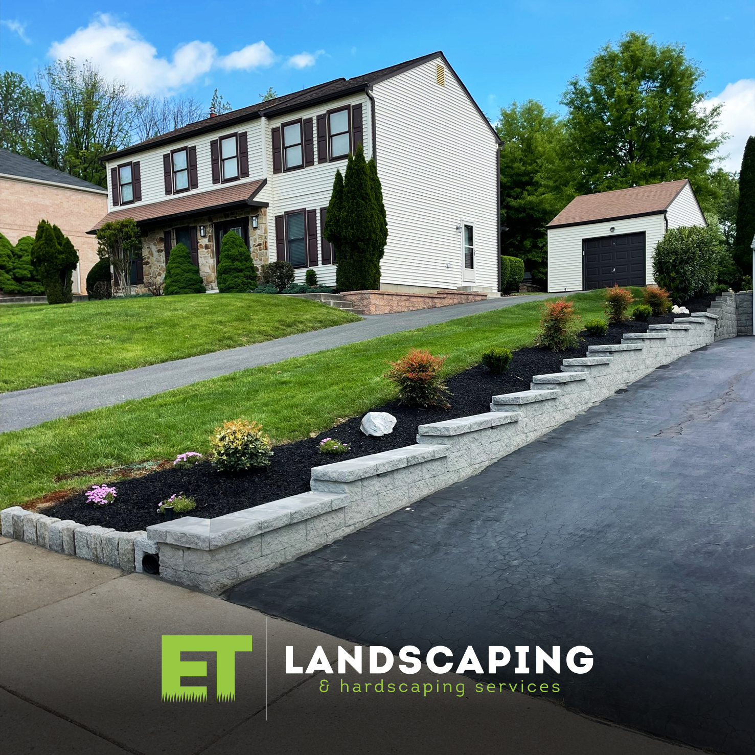 ET Landscaping Project: Stone Block Retaining Wall in Delaware County, PA