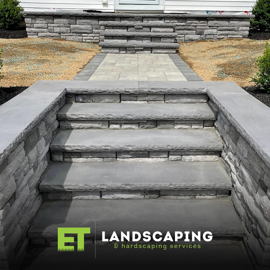 ET Landscaping Project: Stone Entryway Walls in Delaware County, PA