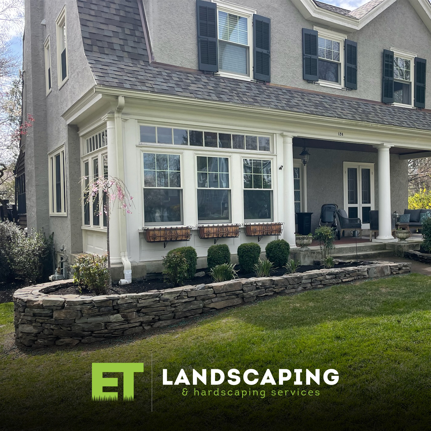 ET Landscaping Project: Front House Retaining Wall in Delaware County, PA